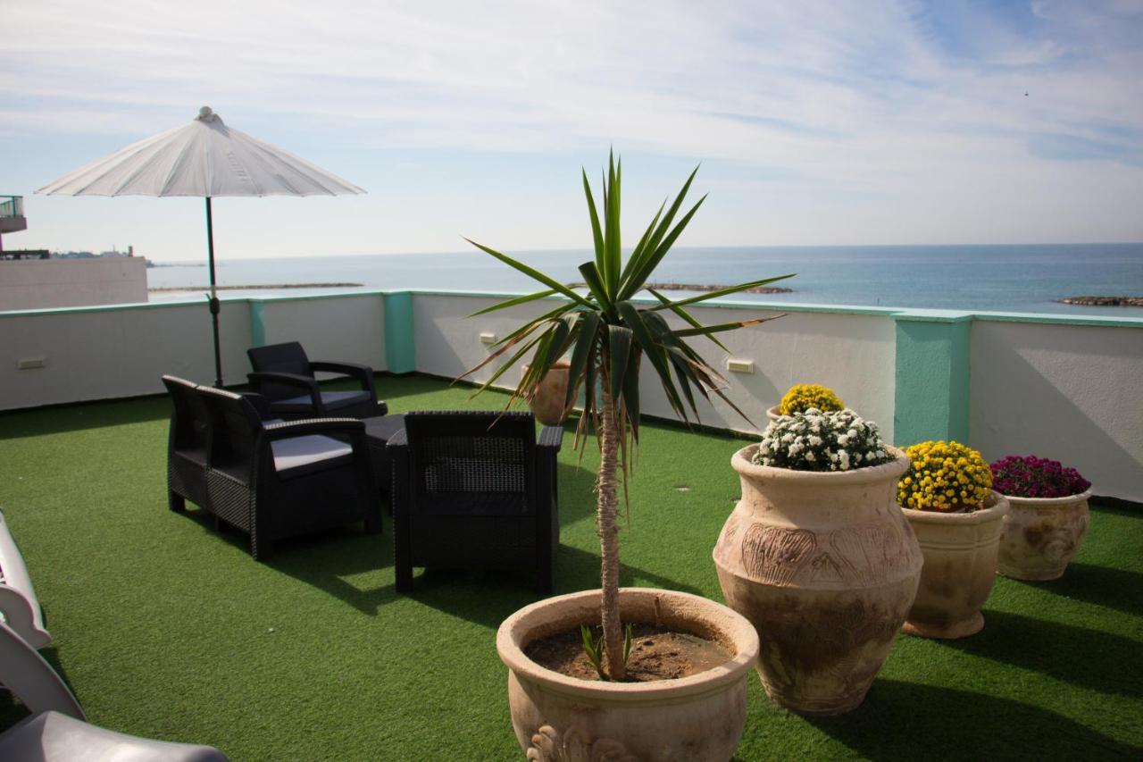 Golden Beach Hotel Tel Aviv Exterior foto
