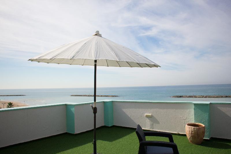 Golden Beach Hotel Tel Aviv Exterior foto